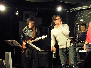 芳野藤丸, DiceK, 金谷こうすけ)