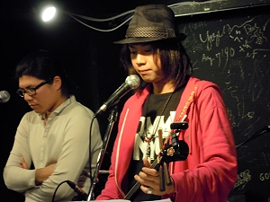 cinema121122_49.jpg(78504 byte)