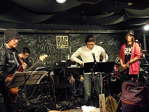 cinema121122_55.jpg(86166 byte)