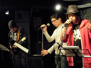 cinema121122_69.jpg(75307 byte)